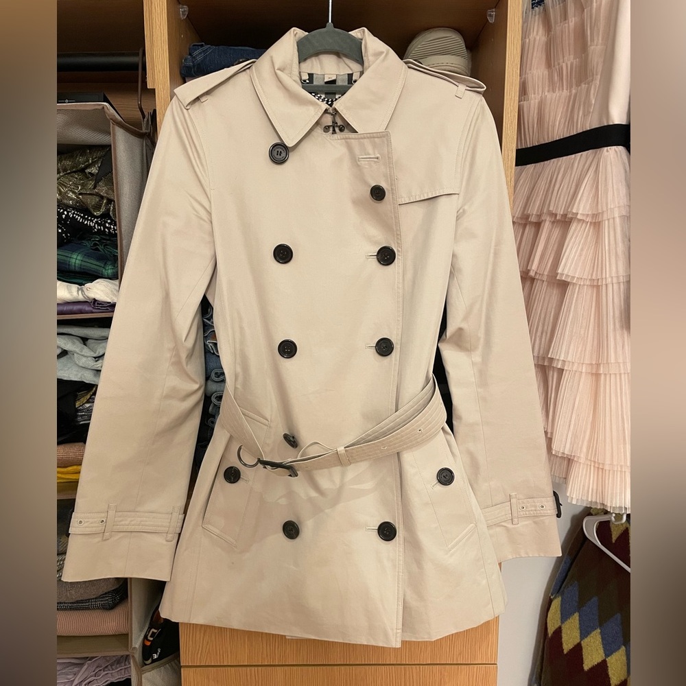 Burberry The Kensington Short, size 02
